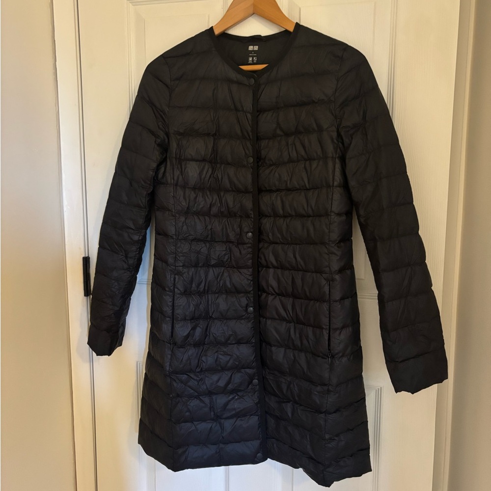 Uniqlo Black Water-Resistant Jacket - Small